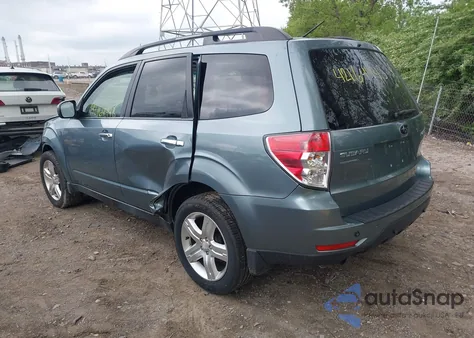 2010 Subaru Forester 2.5X Premium z USA, uszkodzony, nr VIN JF2SH6CC3AH755559